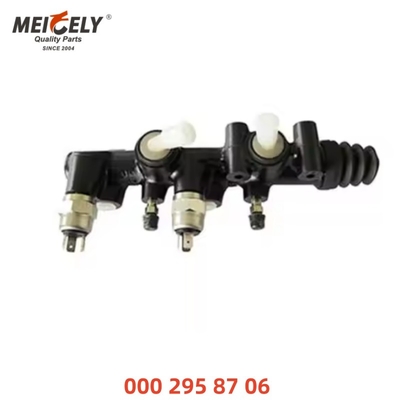 Κύλινδρο μάστερ φρένων φορτηγών OEM A3842950006 6170522213 A9792950006 A9792950106 Για BENZ
